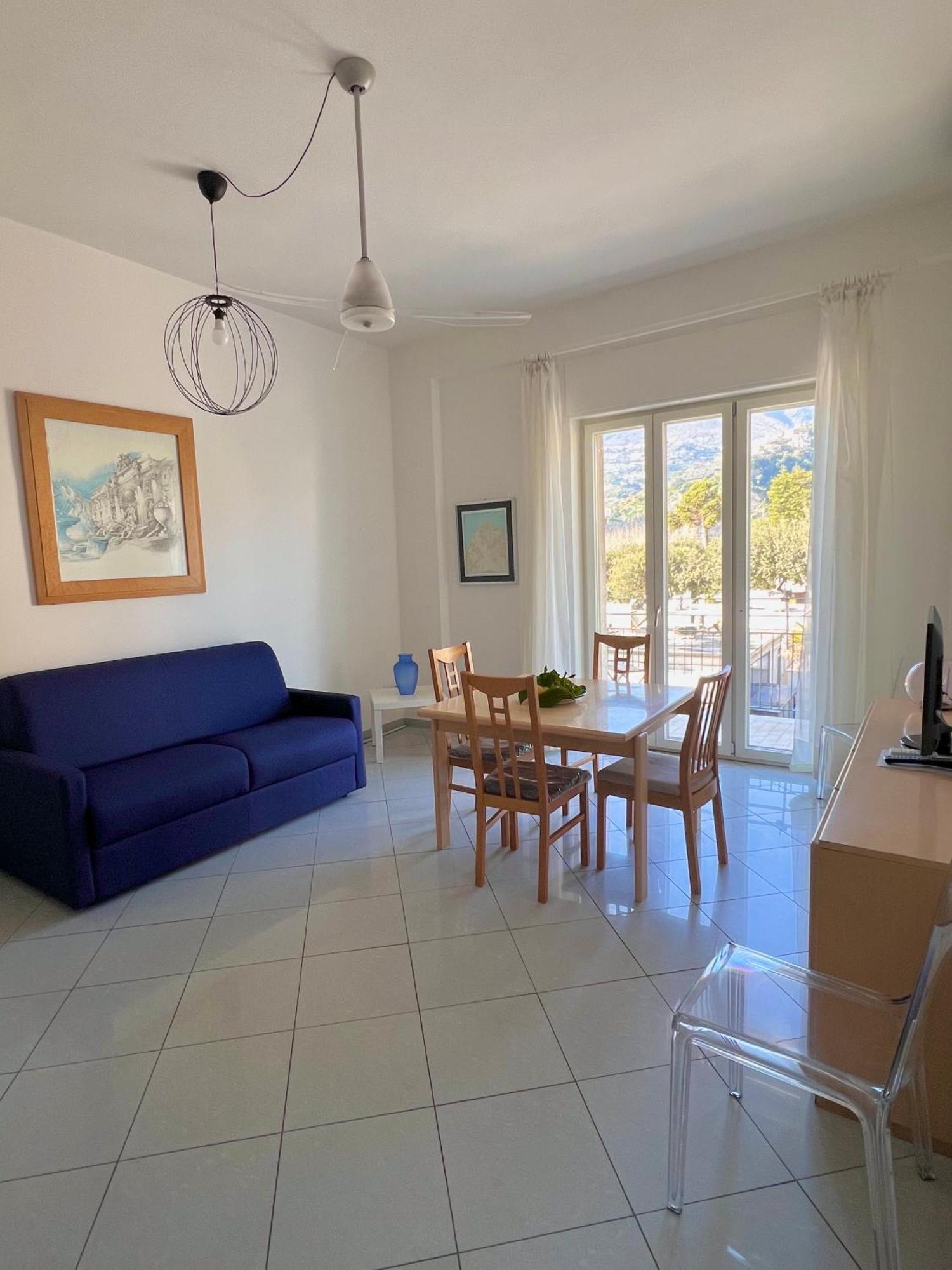 La Casa Lungo Il Mare Apartment ไมยอรี ภายนอก รูปภาพ
